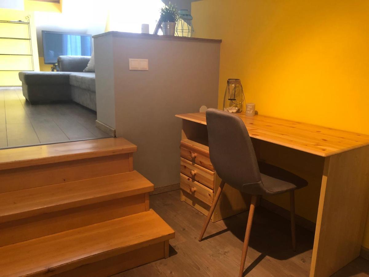 Tulipan Villa Panzio Ζολνοκ Εξωτερικό φωτογραφία